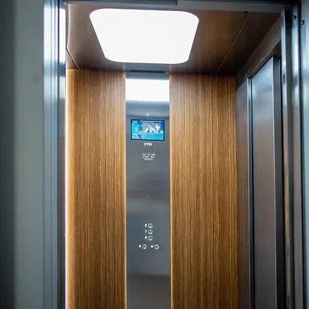 Turisticos Moret11-1b Caces